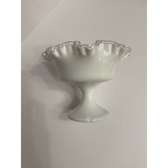 FENTON-Silver Crest white milk glass medium size compote ruffled crimped edge - Picture 15 of 15